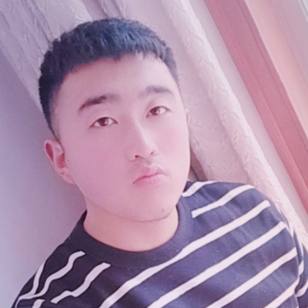 晟泓丶的照片