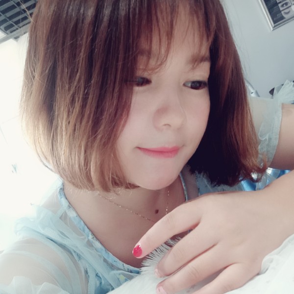 萝莉静的照片