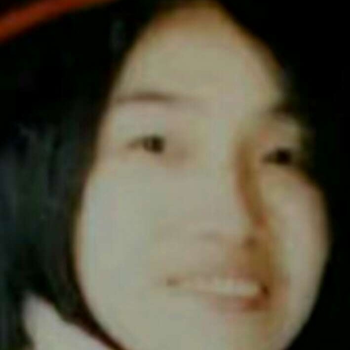自然回首秋月的照片