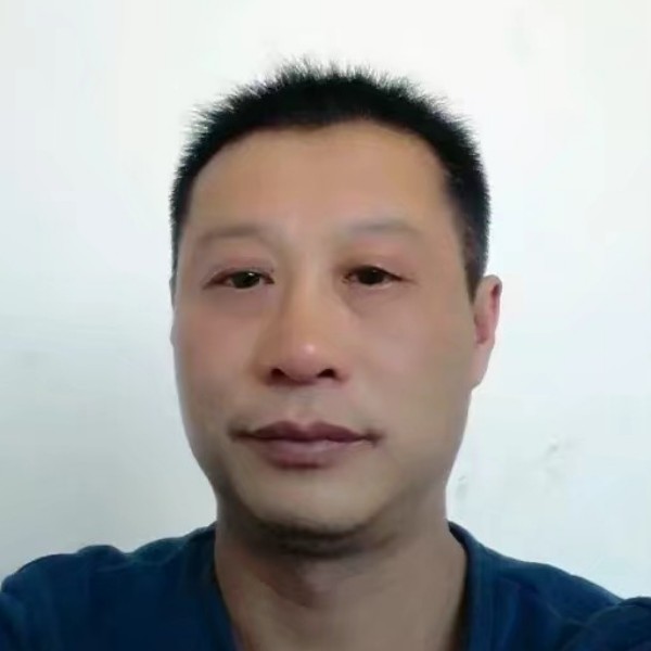 峄山之巅的照片