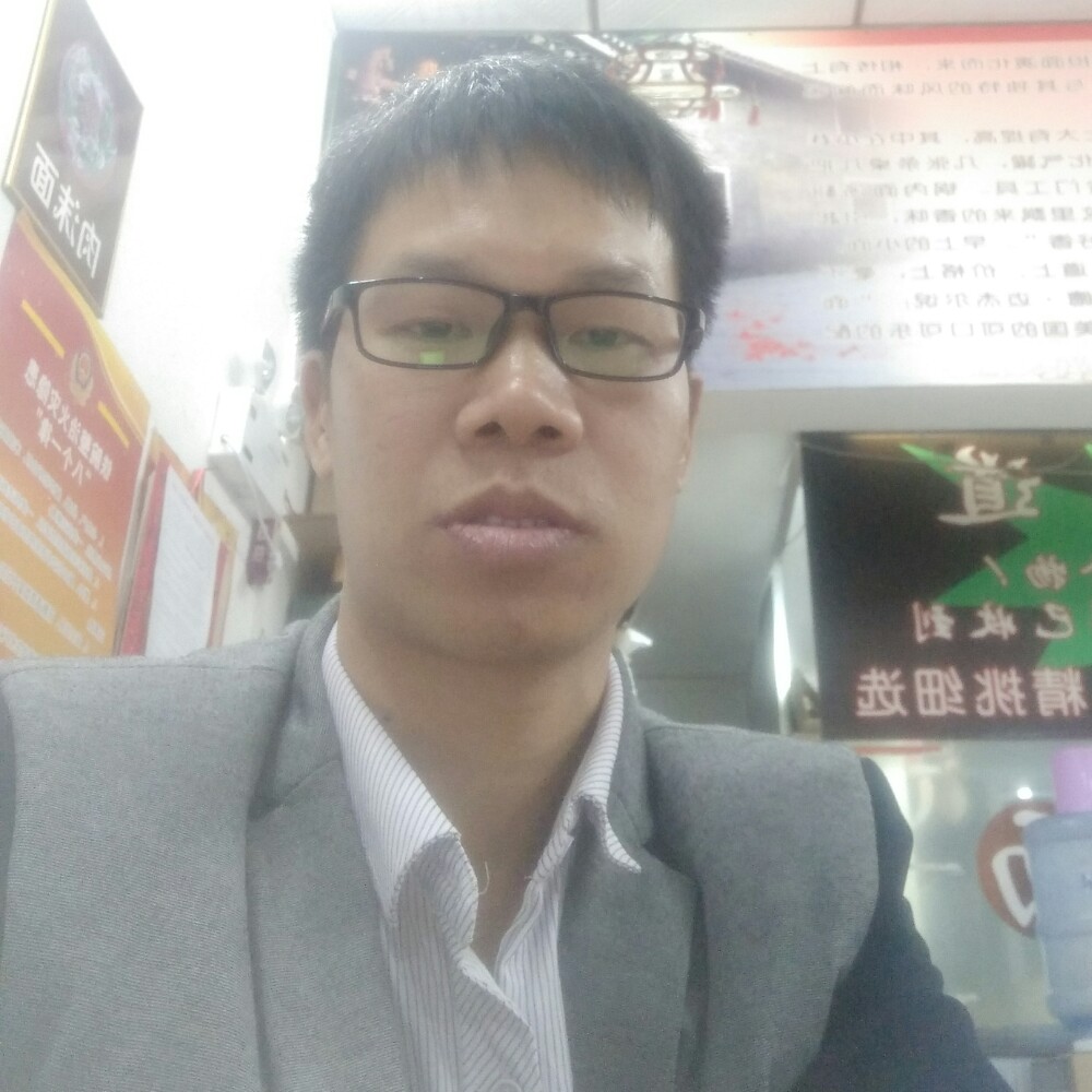 陈启业的照片