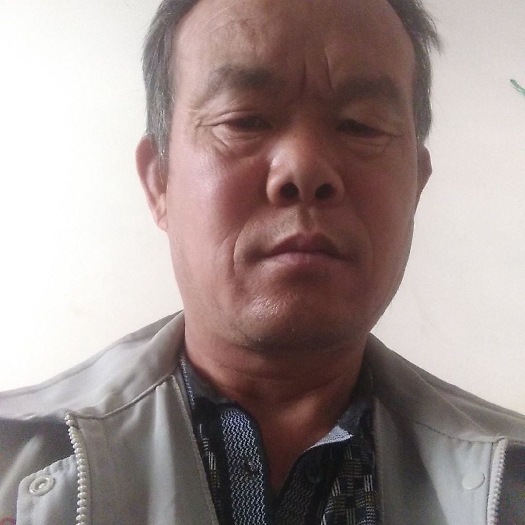 妩媚给情殇的照片