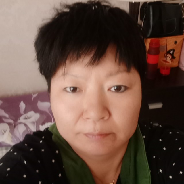 精明深拥尊云的照片