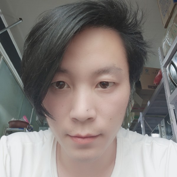逆天强少的照片