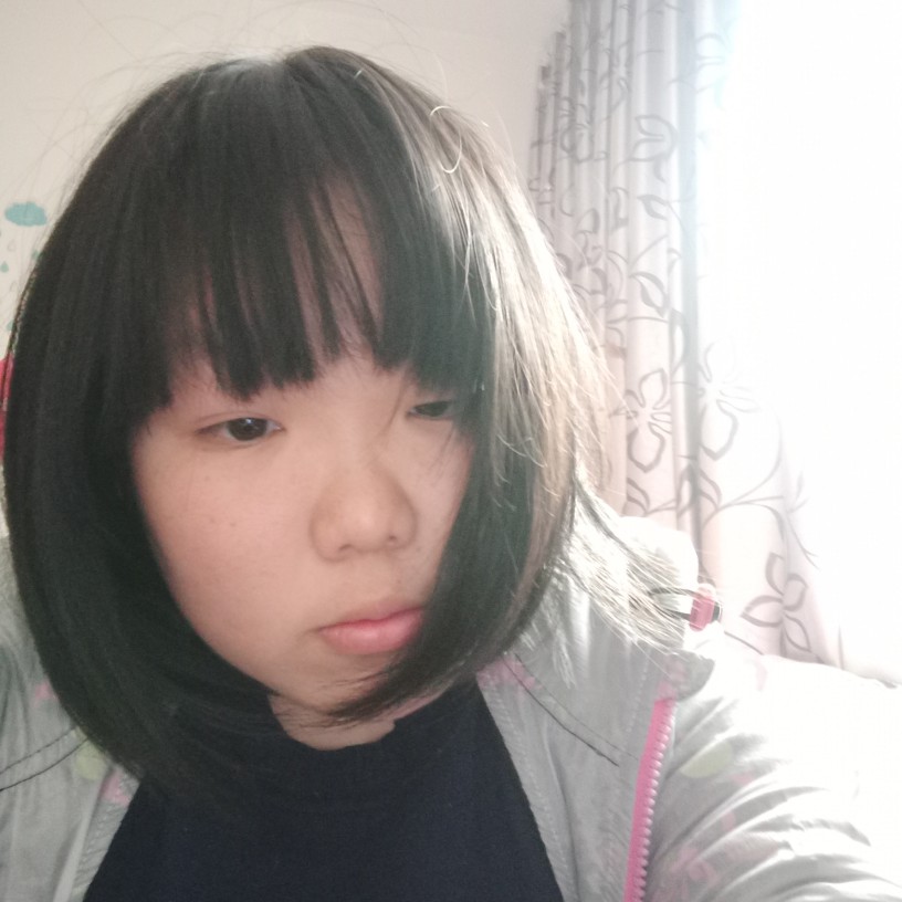 邓诗颖的照片