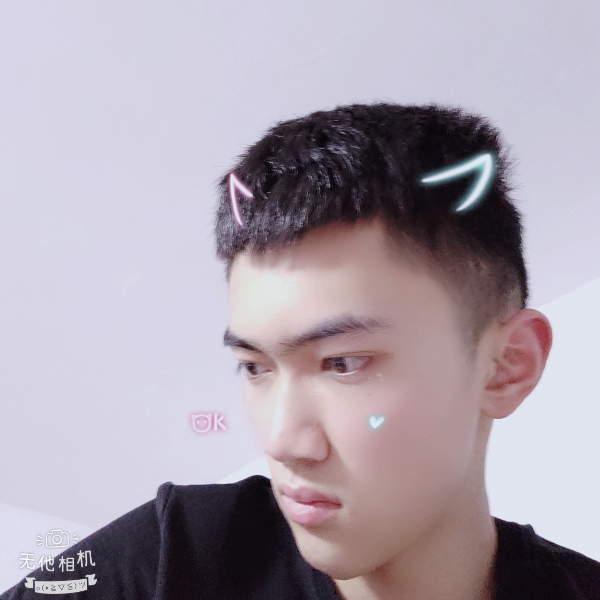 可靠拿彩虹的照片