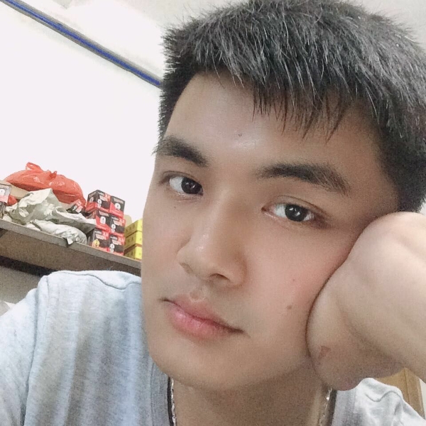寻月か的照片