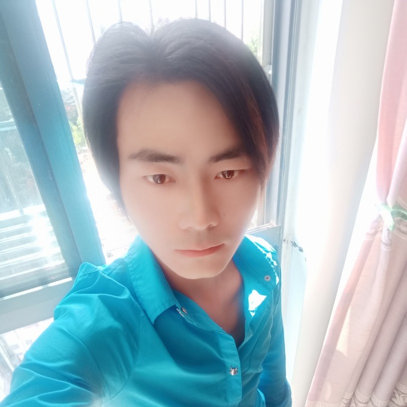钻石蹙眉飘逸的照片