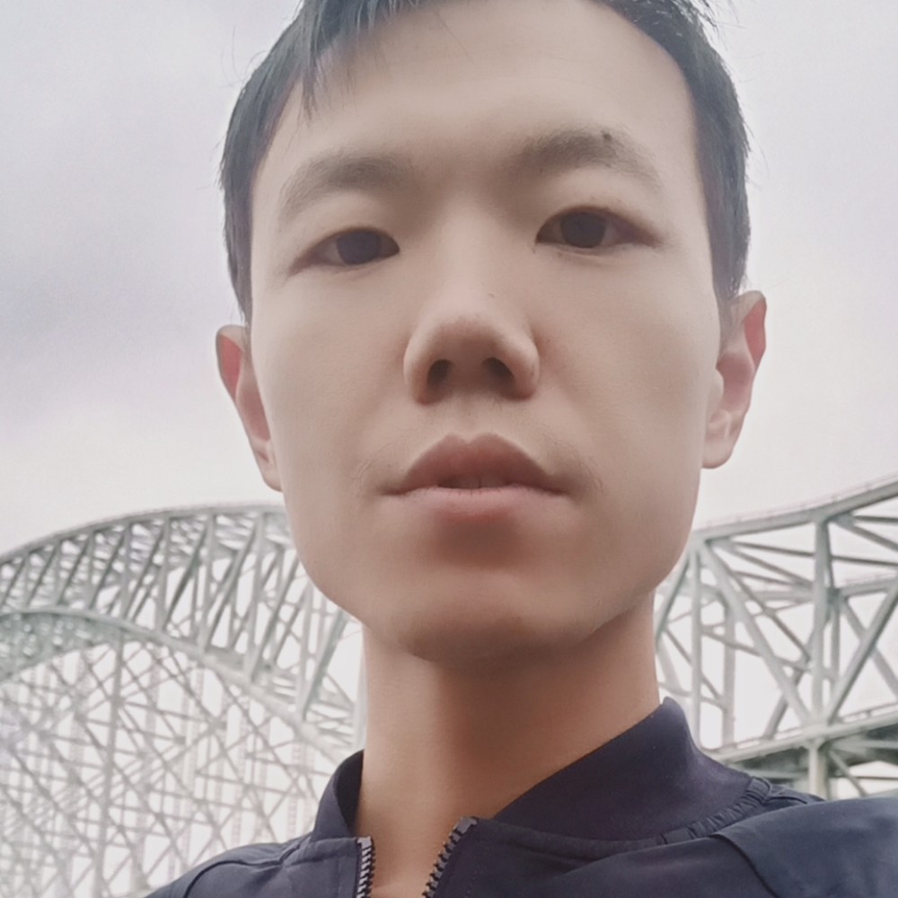 树叶相许爱笑的照片