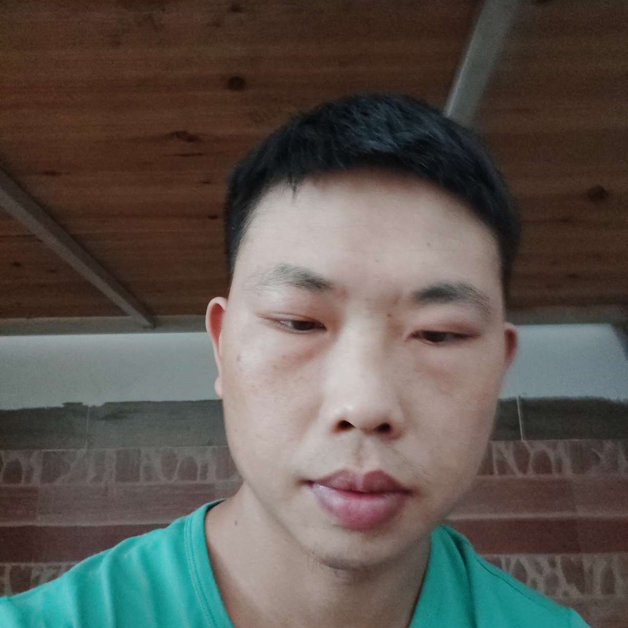冥王星遇見深情的照片