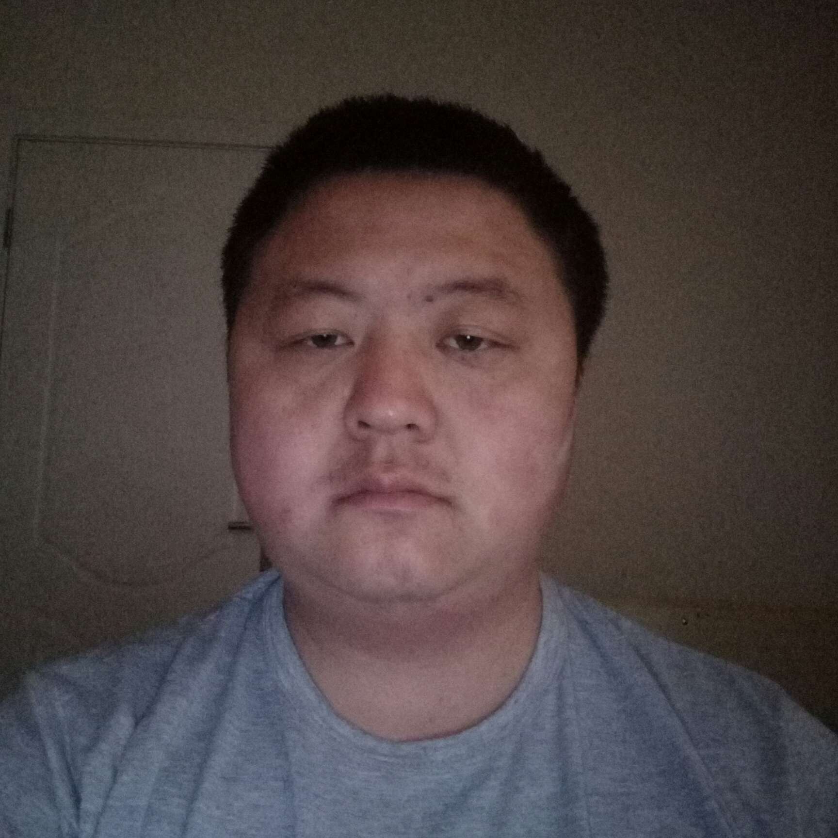 隐形迎宝马的照片