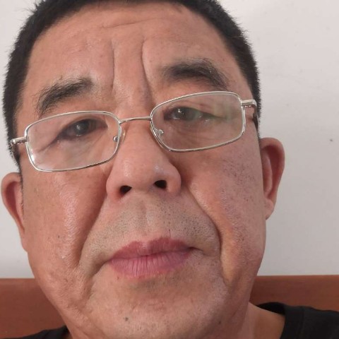 机智还电话的照片