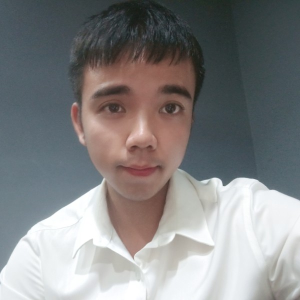 卢开研的照片