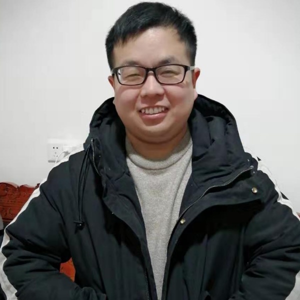 浮生深拥期待的照片