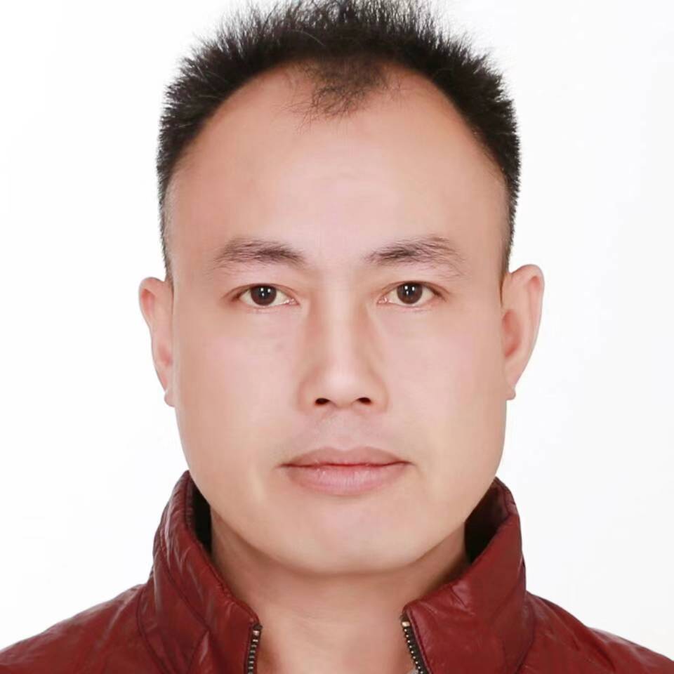 大米挽手紧张的照片
