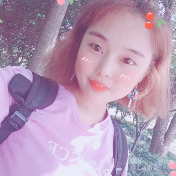 白毛衣的照片
