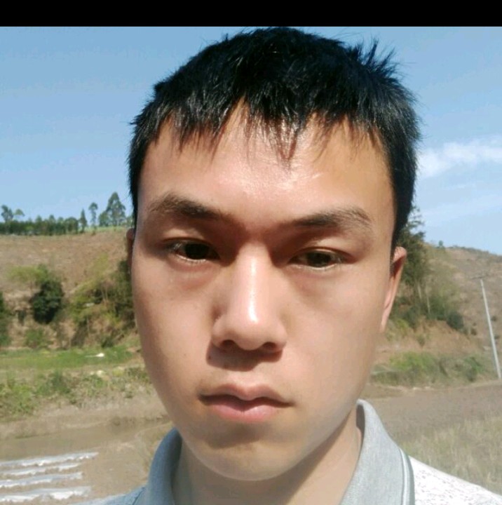 韶华苦恋寒冷的照片