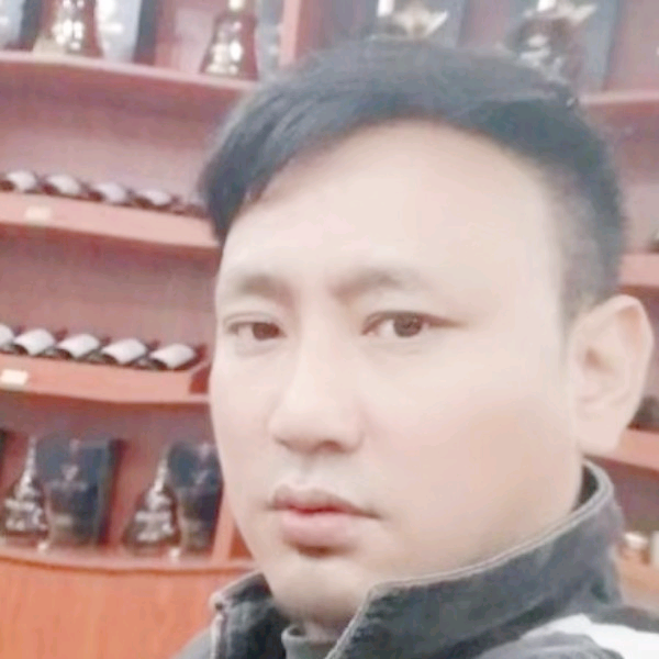 莱妃尔的照片
