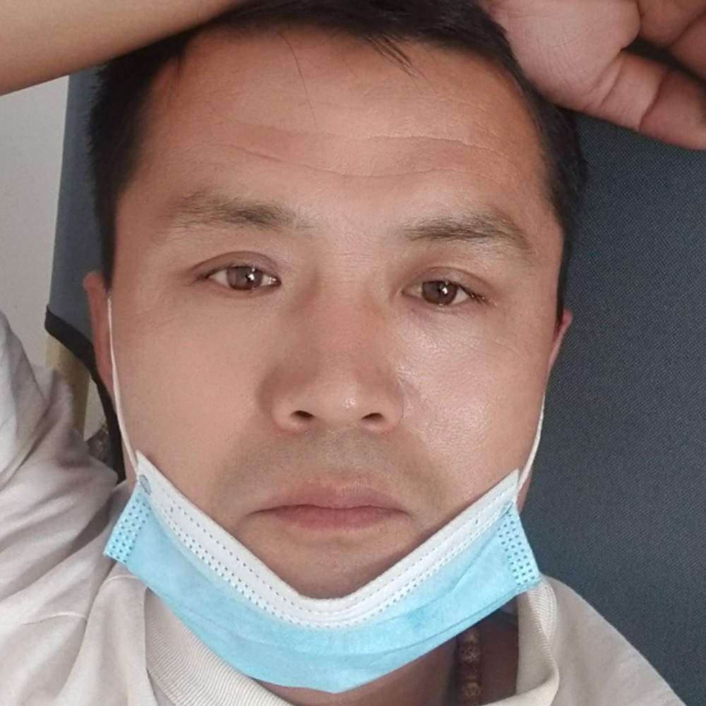 明媚给蝶衣的照片