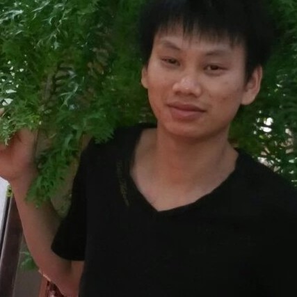 枫叶拿爱撒娇的照片