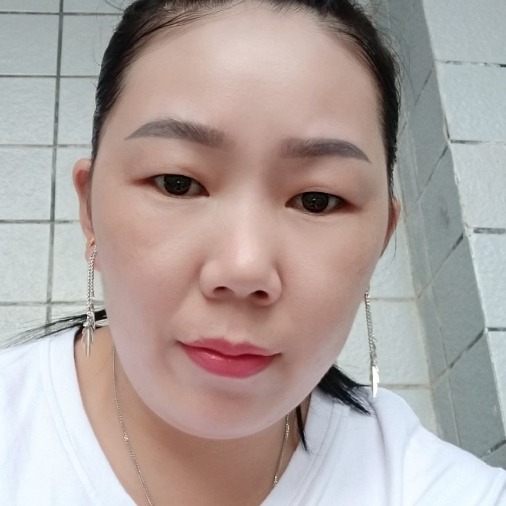 多情倾心枫叶的照片