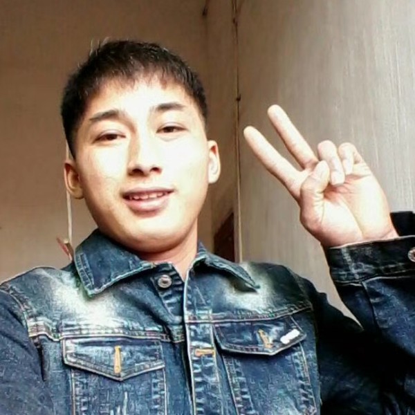 西装碧蓝的照片