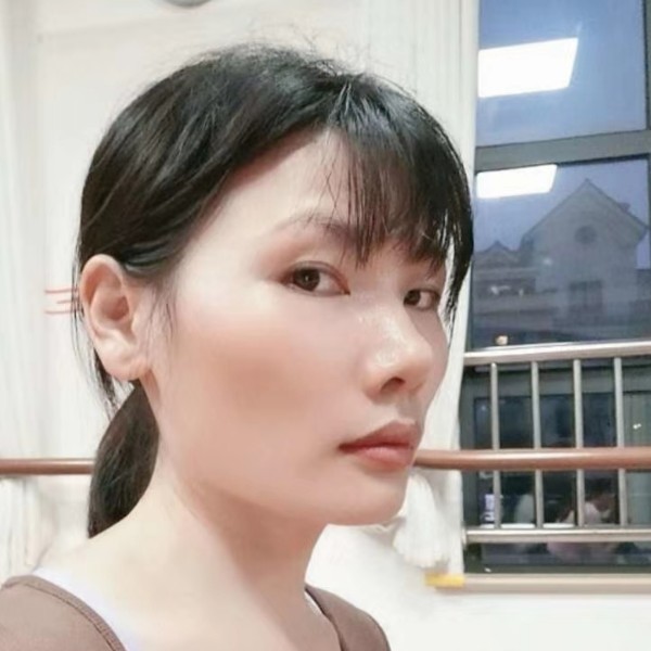 0208的照片