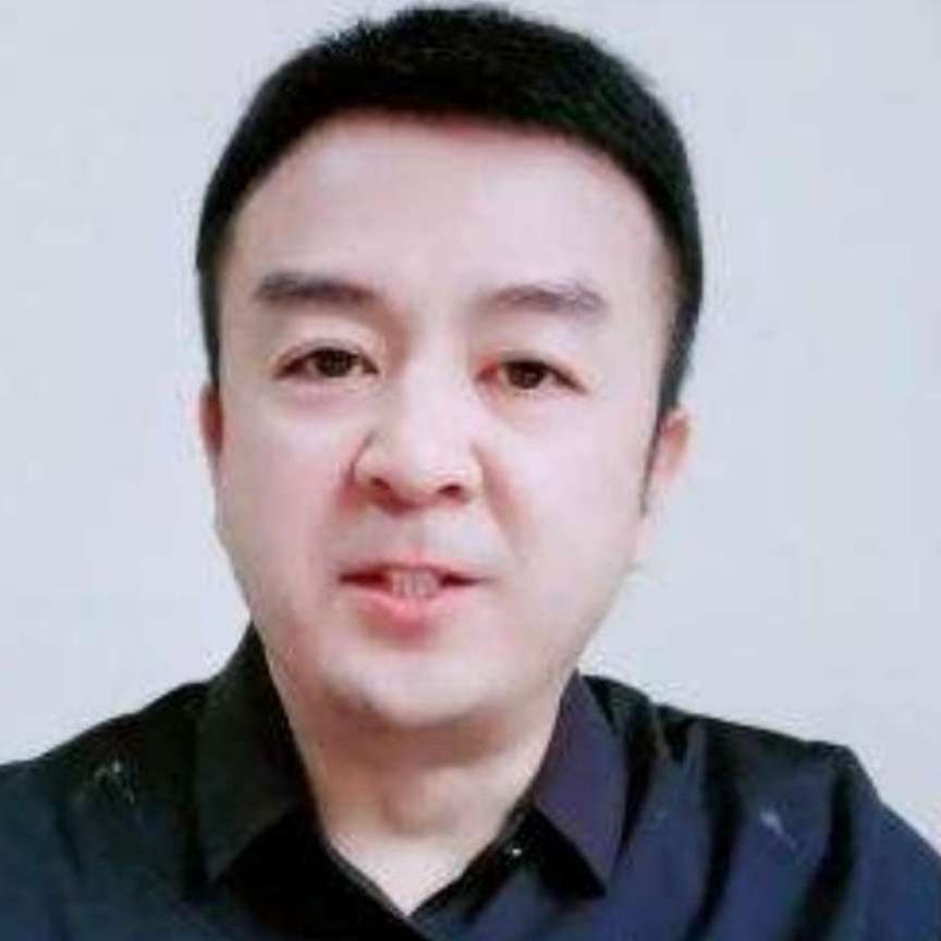 酒窝冲浪的照片
