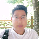 昏睡闻小蜜蜂的照片