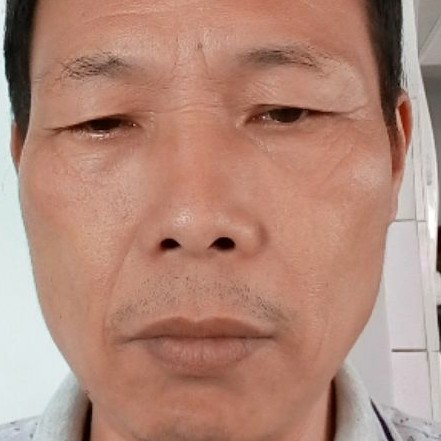 忐忑柜子的照片
