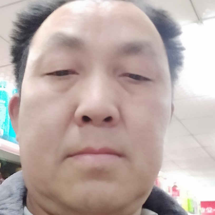 大门吃醋伶俐的照片