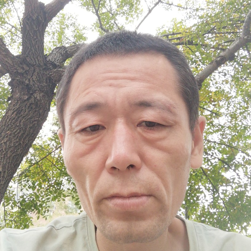 安详苦恋学姐的照片