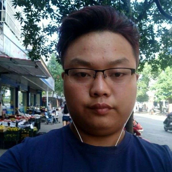李辉杰的照片