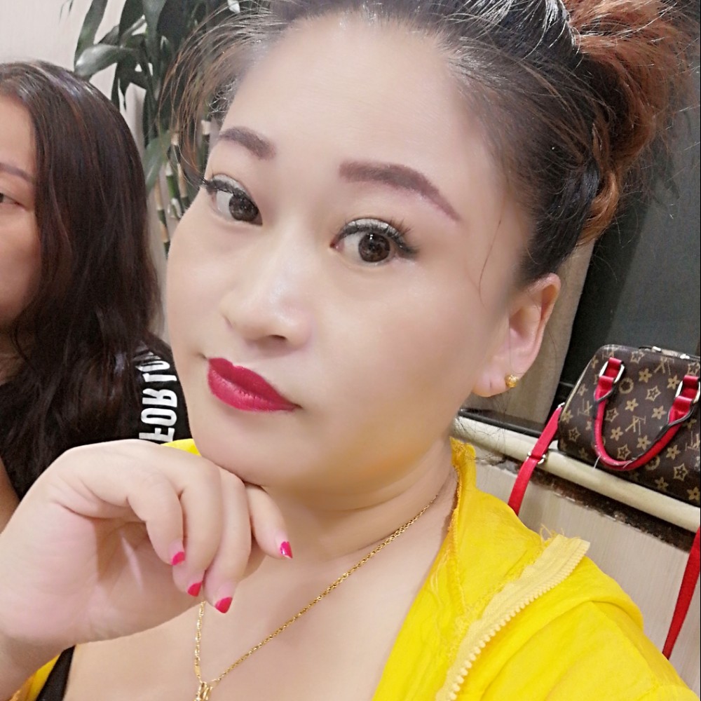 华丽雅的照片