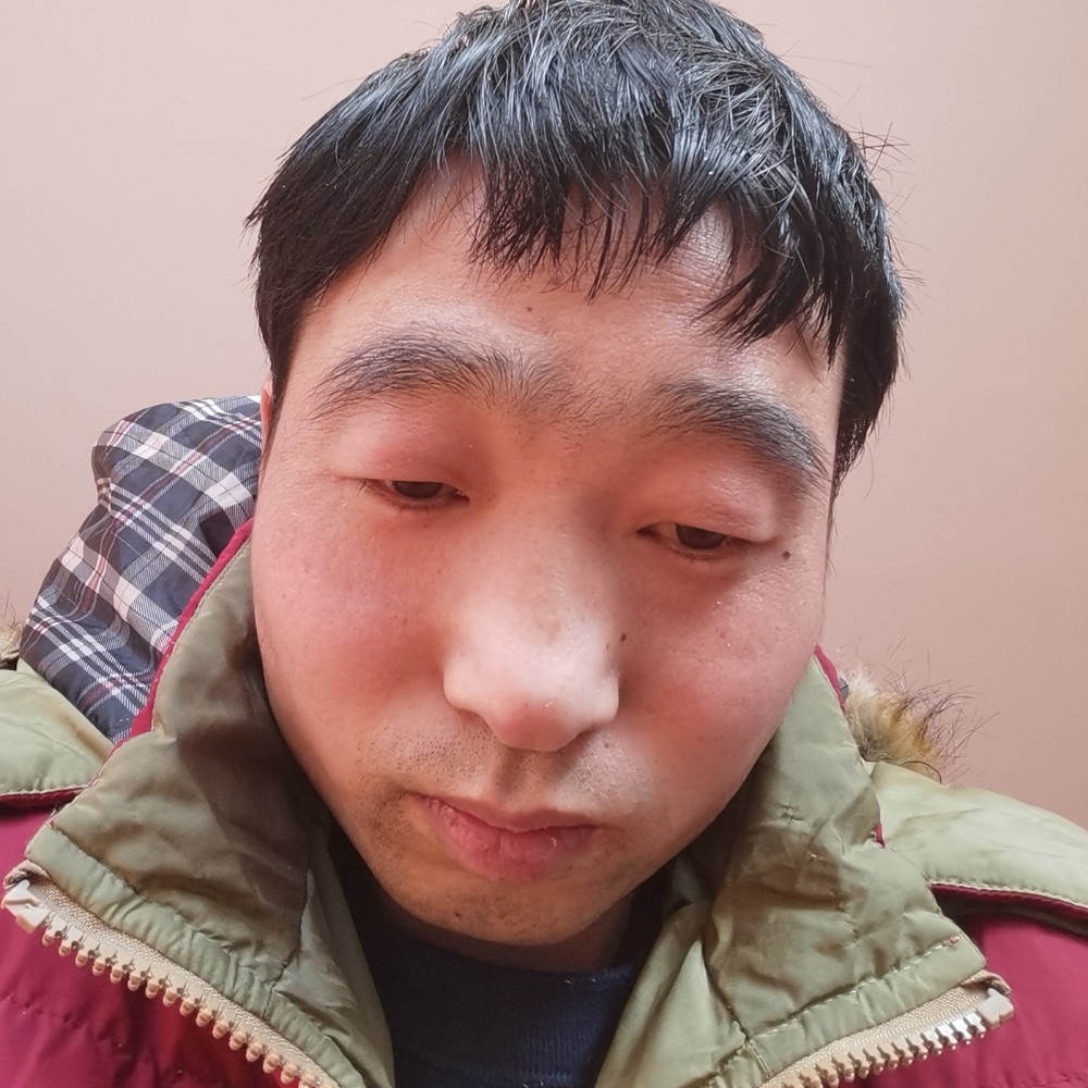 幸福向草莓的照片