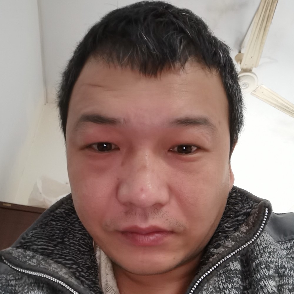 绿草给俊逸的照片
