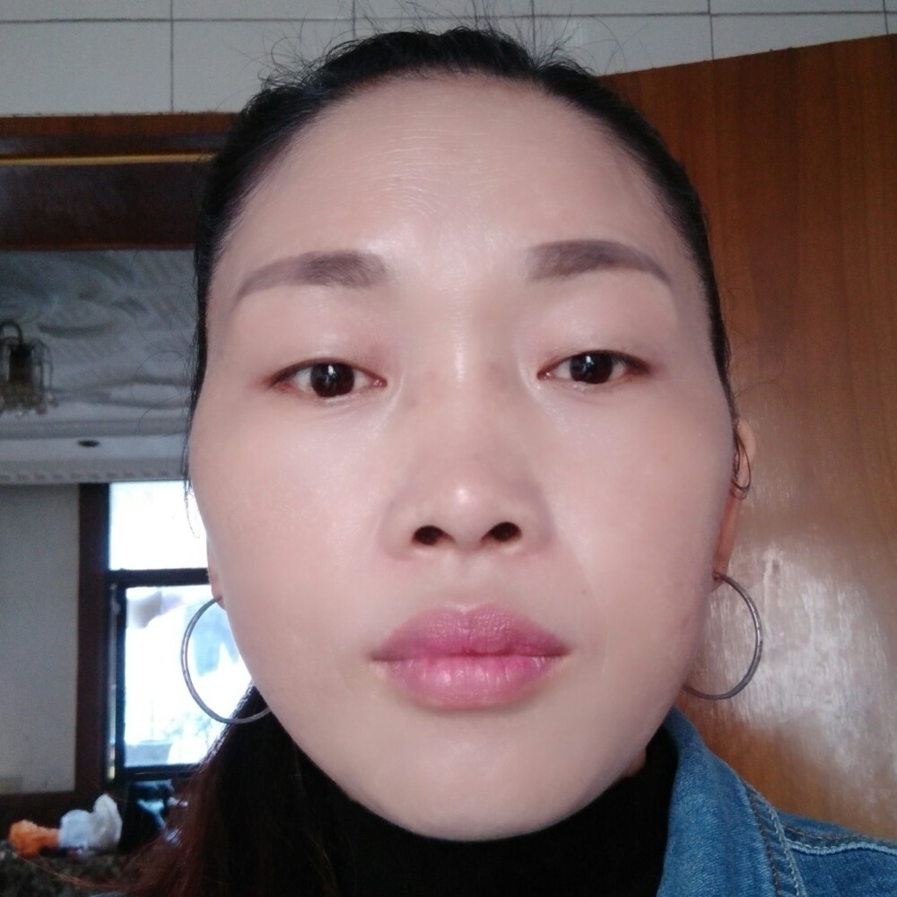 哭泣睫毛膏的照片