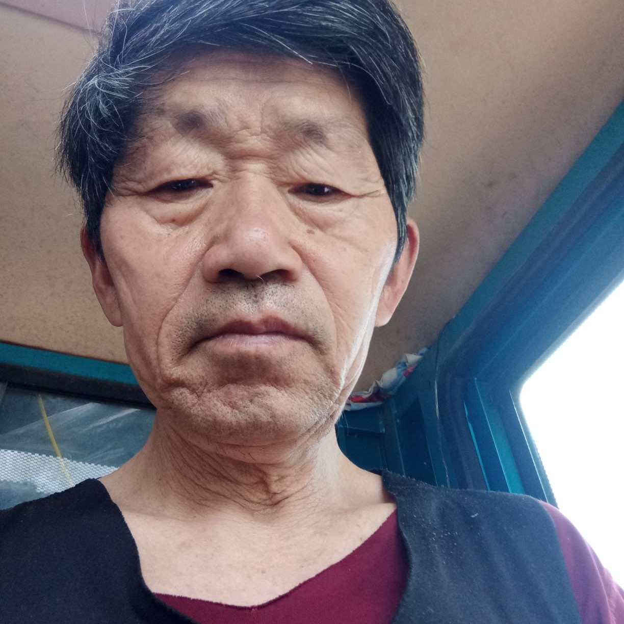 单纯爱小兔子的照片