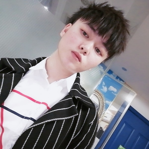 Miss草莓的照片