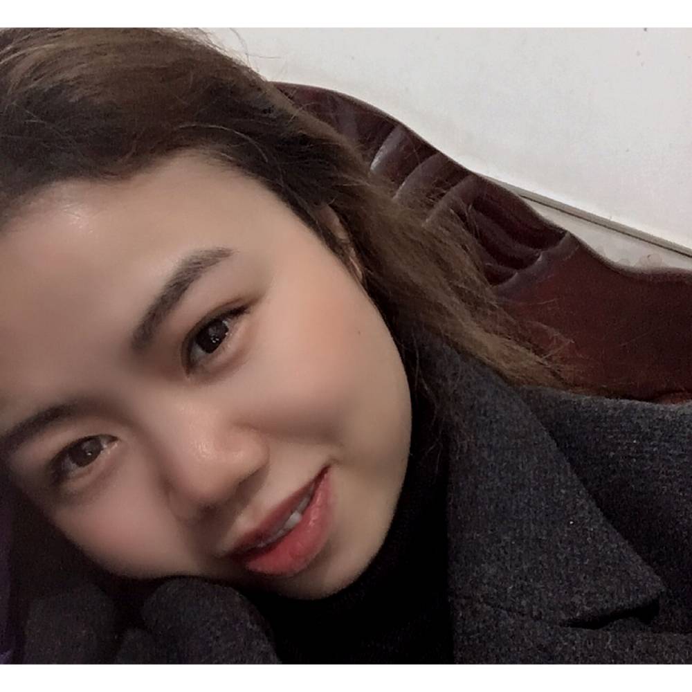 可爱回眸板栗的照片