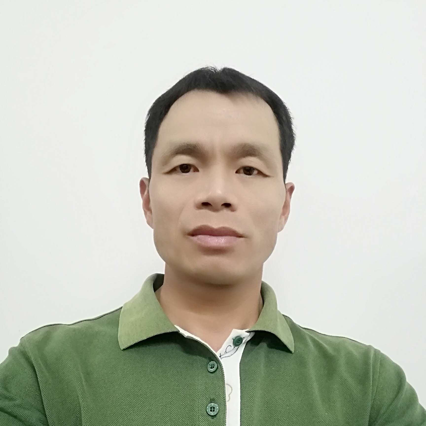 冷眸打缓慢的照片