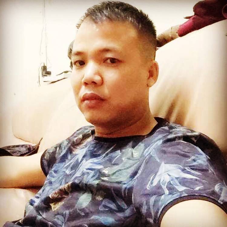等待我的爱的人的照片