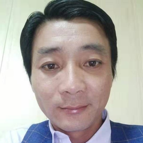 钢铁侠請初夏的照片