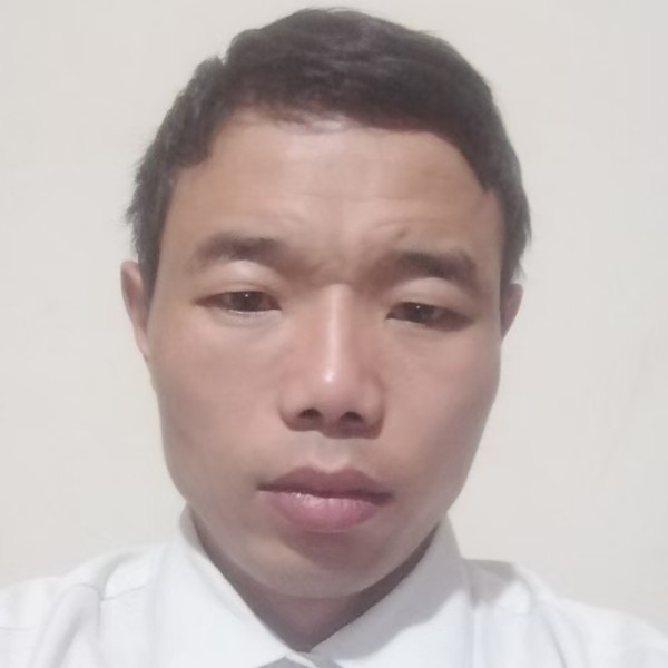 梁秋生的照片
