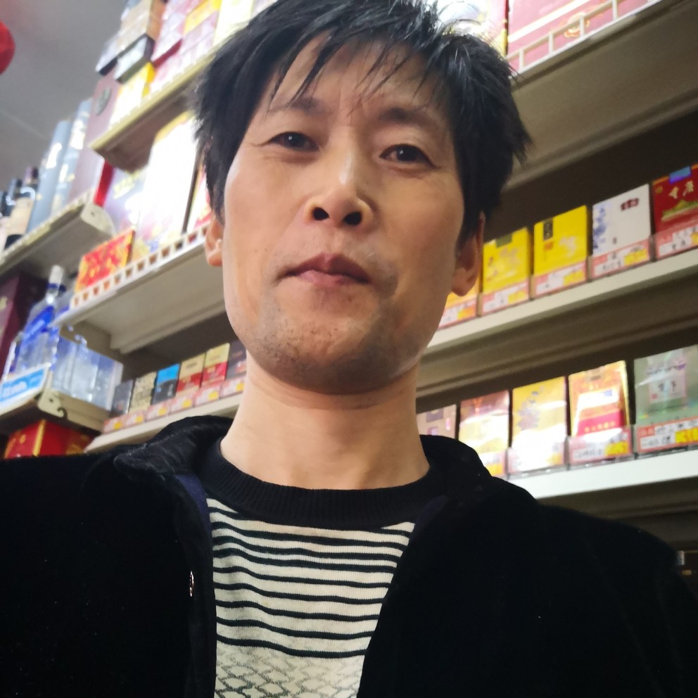 过时枫叶的照片