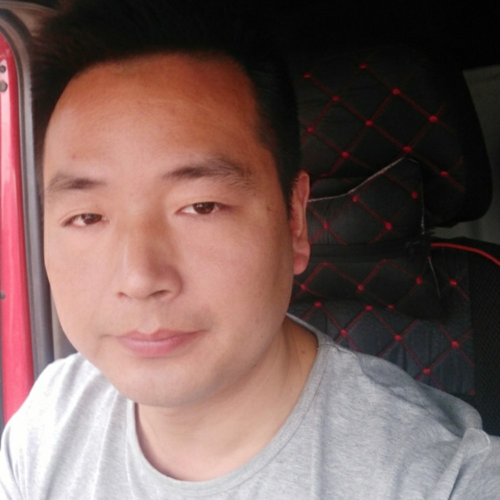 等待战斗机的照片