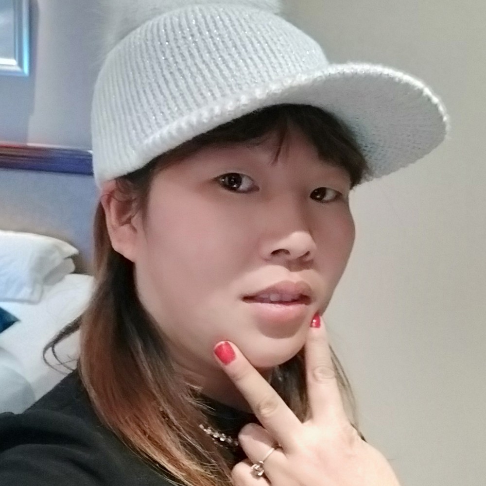 高丽琼的照片