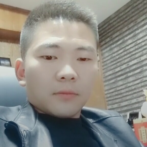 无垠化羽的照片