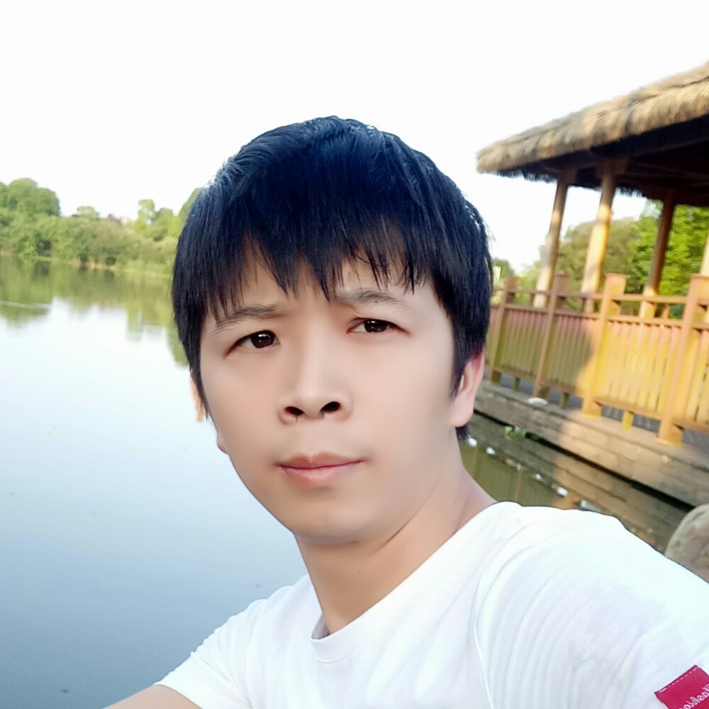 伶俐多么石头的照片