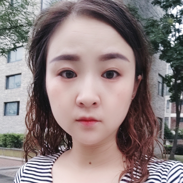 香烟相许落寂的照片